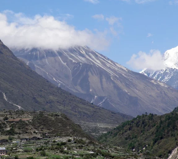 Gosaikunda Helambu Trek 8 days.