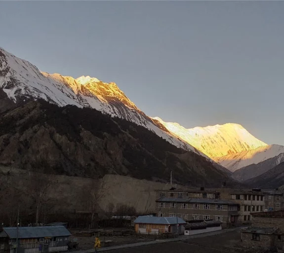 Annapurna Circuit Trek 15 days.