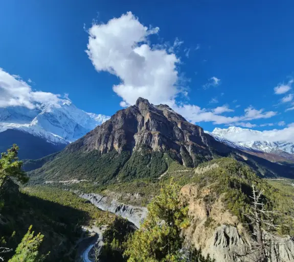 Annapurna Circuit Trek 9 days.