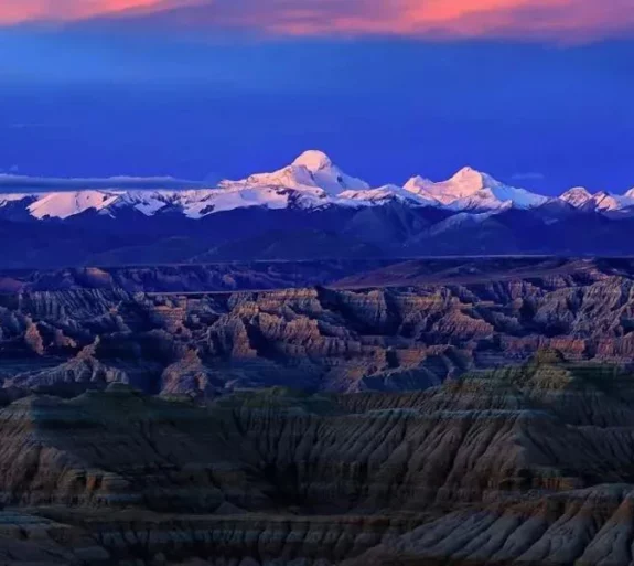 Guge kingdom garuda valley tour.