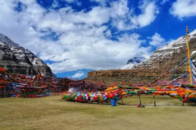 Kailash Saga Dawa Festival Tour 14 days.