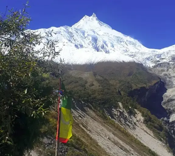 Manaslu Circuit Trek 14 days.