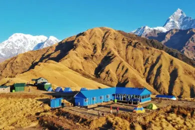 Trekking Khumai Danda Nepal.